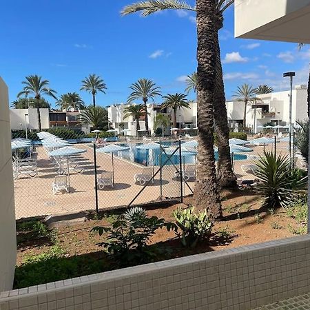 Pool View Apartment Primavera Arona  Esterno foto
